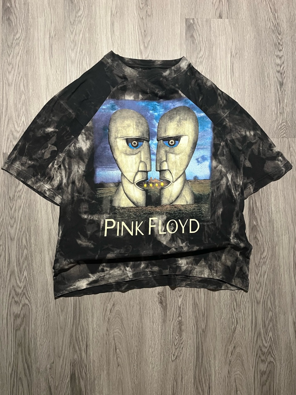 Vintage 1994 Pink Floyd tie-dye 2 sided graphic T-shirt North American tour XL
